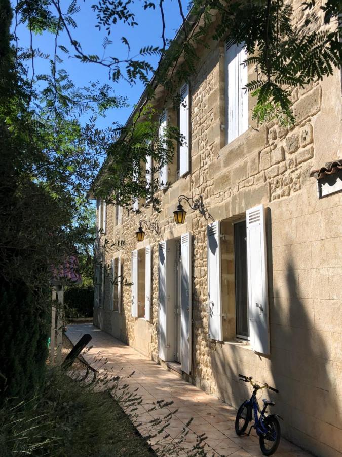 Bienvenue Chez Suzy Saint-Quentin-de-Baron Exterior photo
